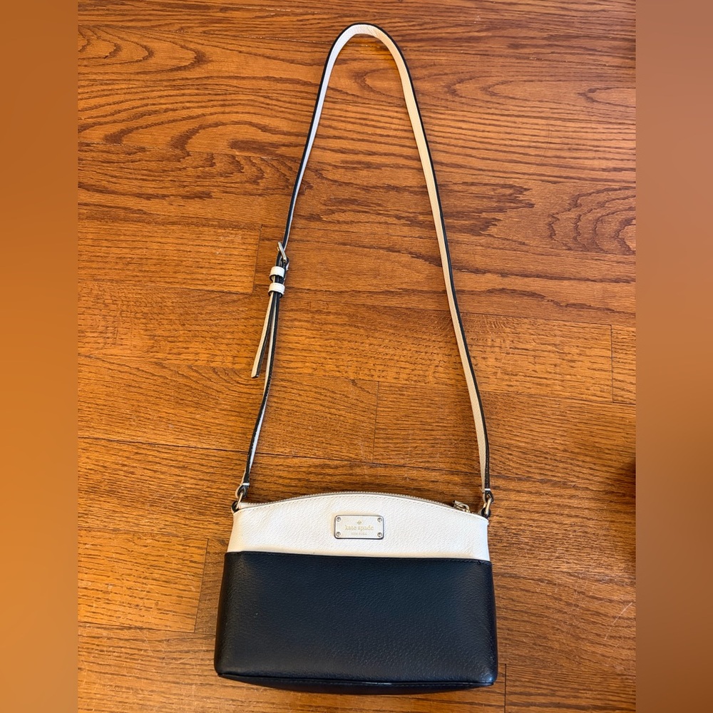 Kate Spade Black and Cream Crossbody Bag
